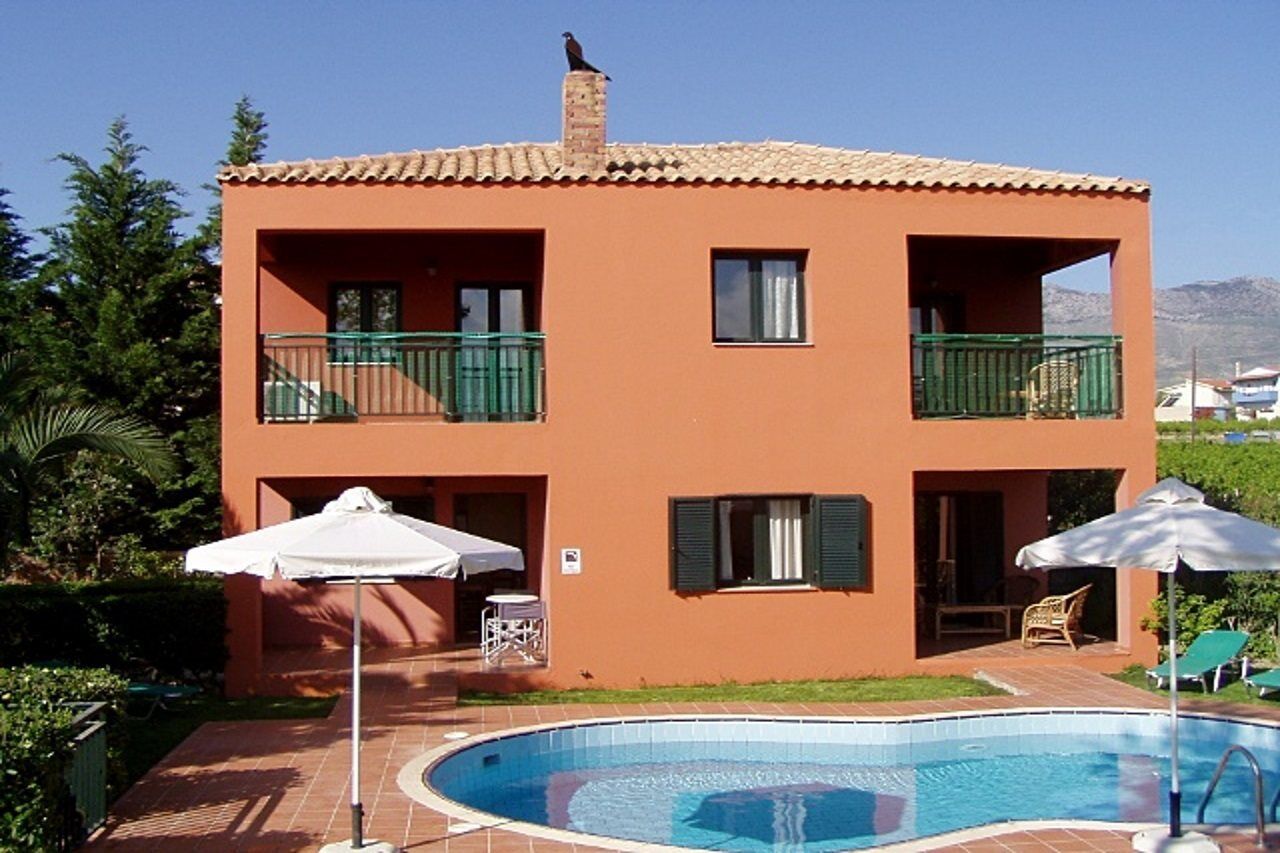 Christina Villas Pentamodi Exterior photo